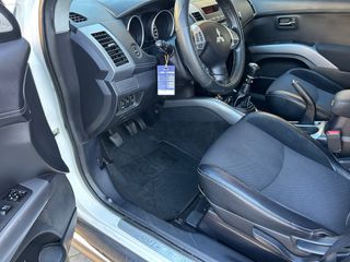 Mitsubishi Outlander 2012 tel 666217952