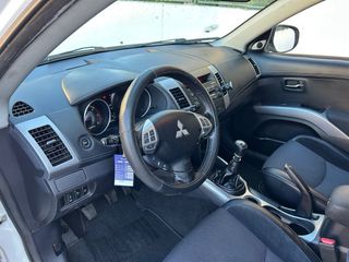 Mitsubishi Outlander 2012 tel 666217952