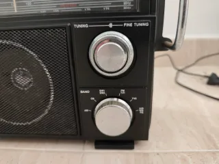 Radio Venturer Multibanda Vintage