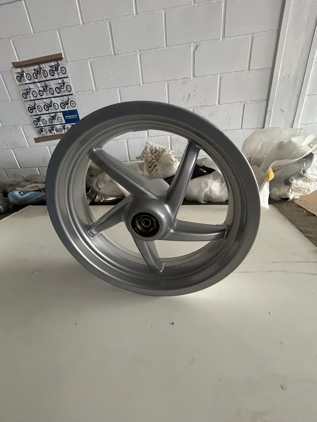 Llanta Delantera Aprilia