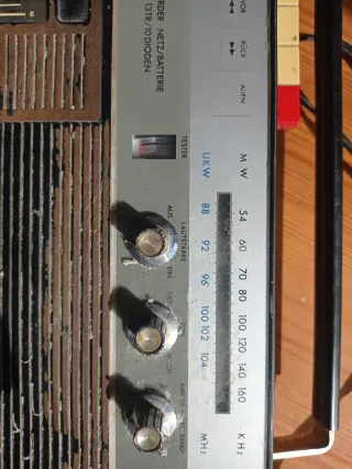 Radio Cassette Belair CRH-570 Años 70