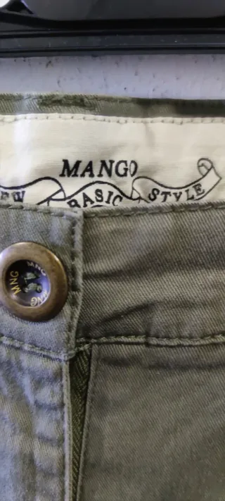 Pantalones cargo verde oliva Mango mujer