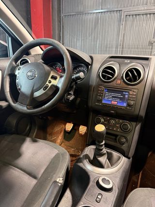 Nissan Qashqai 4x4 130cv Tekna sport camara