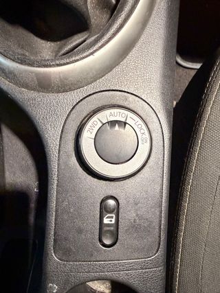 Nissan Qashqai 4x4 130cv Tekna sport camara