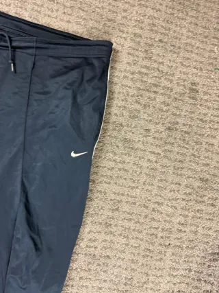 ¡¡OFERTA!! Talla L Pantalón Nike Vintage