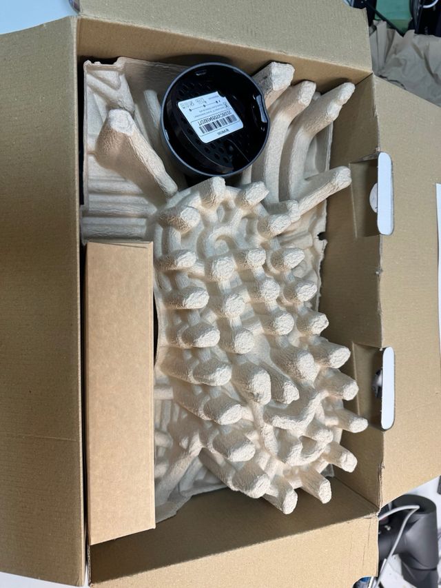 Nespresso Krups Vertuo POP White Capsule Coffee Ma