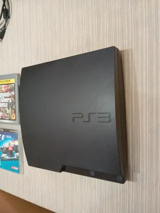 Consola PS3 Slim 160GB + 9 Juegos