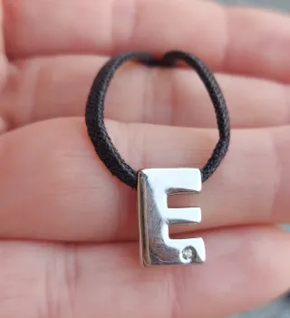 Ciondolo lettera E oro bianco 750..18kt con diaman