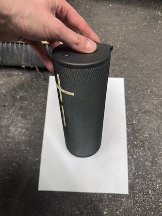 Altavoz Ultimate Ears Megaboom 4 Negro