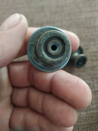 Tiradores metálicos antiguos estilo vintage