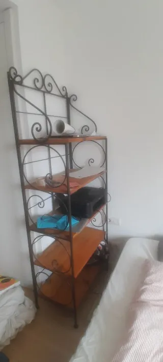 Estantería rústica madera y hierro