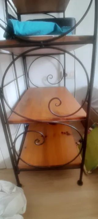 Estantería rústica madera y hierro