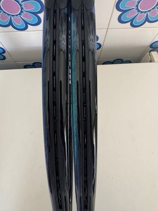 Racchette da tennis Head Gravity Tour 98 in nero e blu