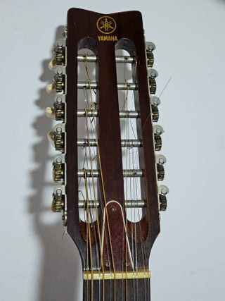 Guitarra acústica Yamaha FG260 12 cuerdas. Japón.