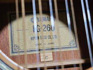 Guitarra acústica Yamaha FG260 12 cuerdas. Japón.