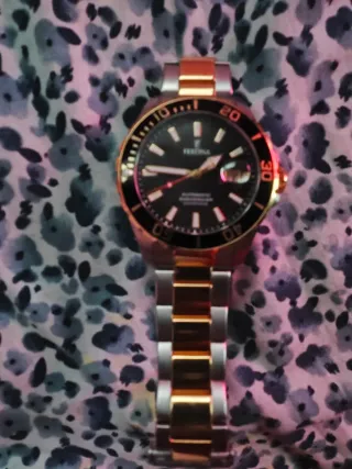 Reloj Festina Automático Negro y Dorado
