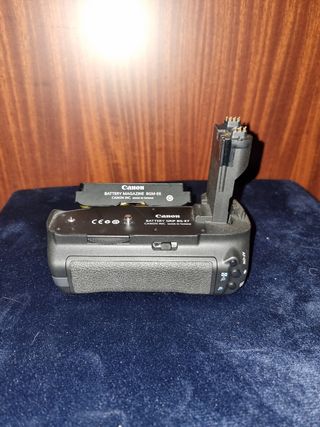 Canon EOS 7D + Obiettivo 18-55mm IS