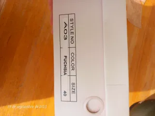 Sandalias Primavera Tachuelas Doradas Rojas