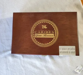 Cajas de puros vacías