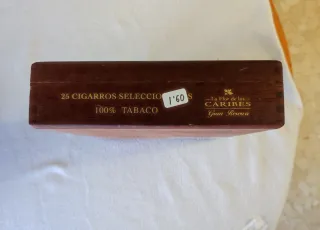 Cajas de puros vacías