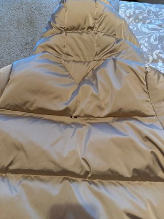 Plumífero largo Tommy Hilfiger beige mujer