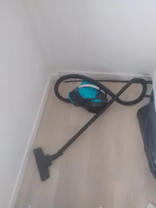 Aspiradora pequeña sin bolsa