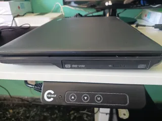Portátil retro Acer Extensa 5630EZ