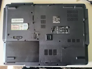 Portátil retro Acer Extensa 5630EZ