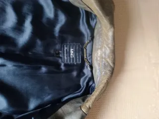 Americana MNG Cuero Marrón. Piel de carnero