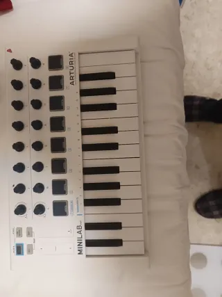 Arturia MiniLab MKII Controlador MIDI
