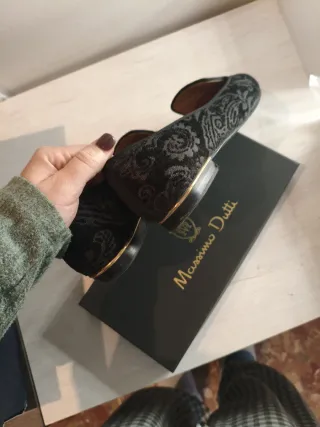 Manoletinas Massimo Dutti negras