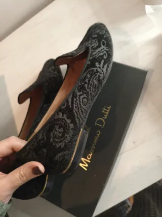 Manoletinas Massimo Dutti negras