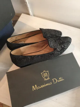 Manoletinas Massimo Dutti negras