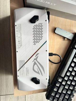 Asus ROG Ally Z1 Extreme