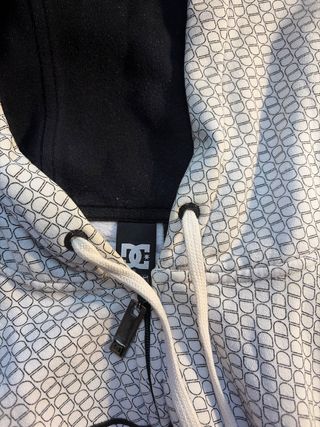 Sudadera DC Shoes con logo