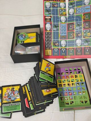 Lote 3 giochi da tavolo: Corrosione, Creature Serie