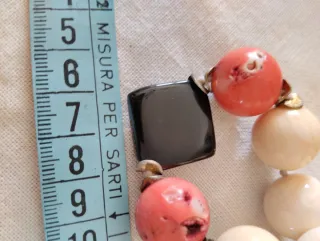 Bracciale artigianale corallo grezzo e onice.