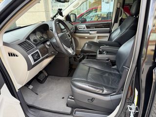 Chrysler Grand Voyager 2010 / Automatica /