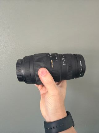 Sigma 70-300mm f/4-5.6 DG OS Canon