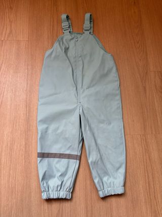 Conjunto chubasquero y mono niña/o talla 98cm