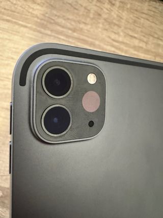 iPad Pro 12.9 256GB + Apple Pencil + Teclado