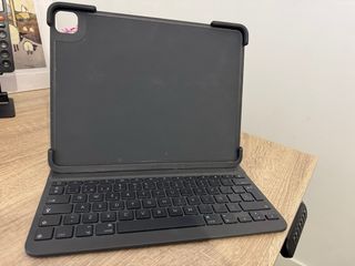 iPad Pro 12.9 256GB + Apple Pencil + Teclado