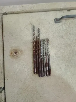 Vendo punte trapano da muro attacco sds usate