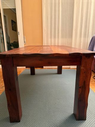 Mesa de madera maciza
