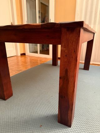 Mesa de madera maciza