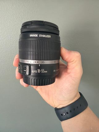 Objetivo Canon EF-S 18-55mm f/3.5-5.6 IS