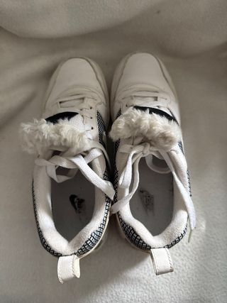 Nike Deportivas Blancas y Negras