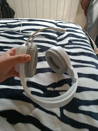 Cascos Mars Gaming Blancos