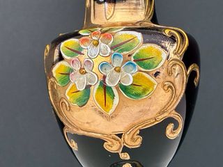 Jarrón de cristal morado y dorado