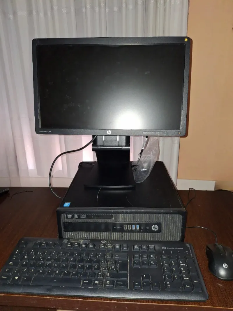 PC Sobremesa HP ProDesk Negro